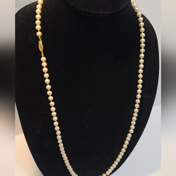 Strand of Pearls 30" marked GSilver - Picture 3 of 7